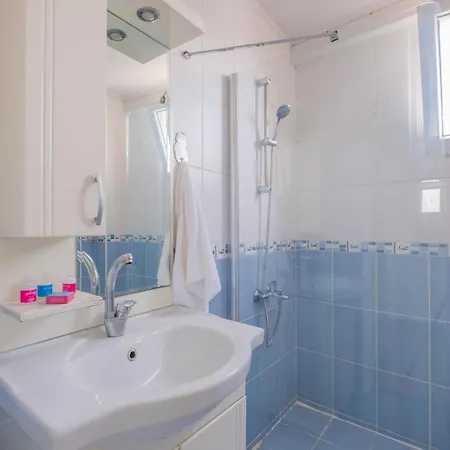 Daire Infinity Oldtown Apartment, Located In City Center